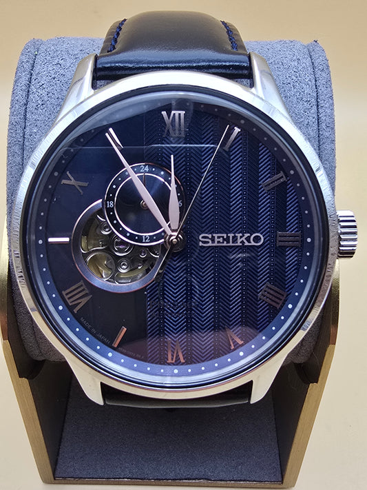 Seiko Presage Japanese Zen Garden "Sakura by Night"