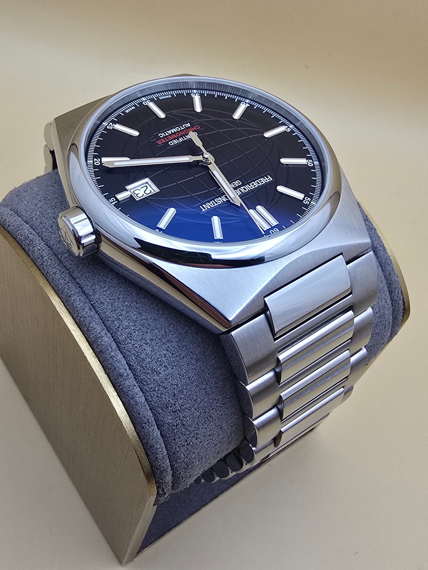 Frederique Constant HighLife Chronometer 39mm full set + extra curea rubber