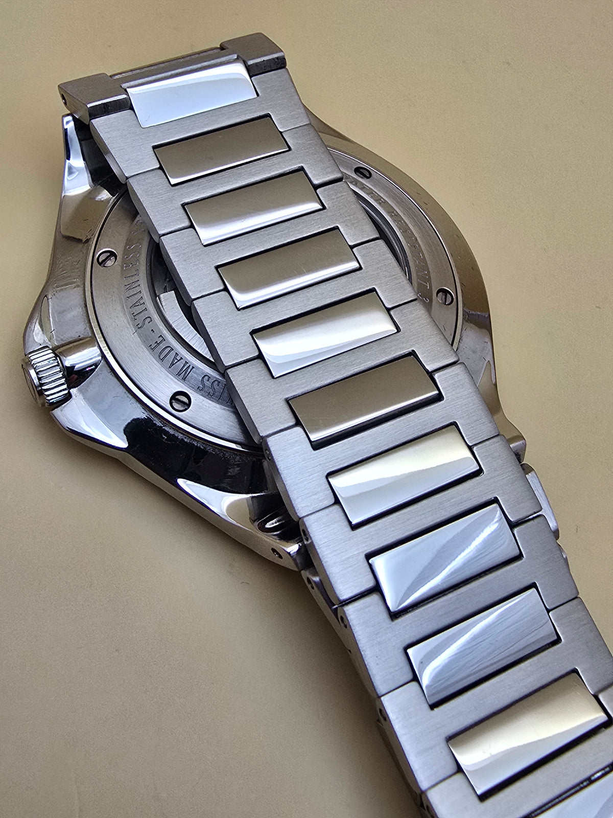 Claude Bernard Clasic Automatic 42mm cutie originală