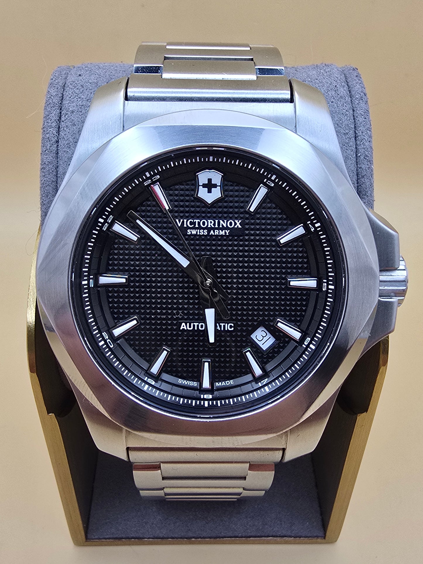 Victorinox Swiss Army I.N.O.X. 43mm full set