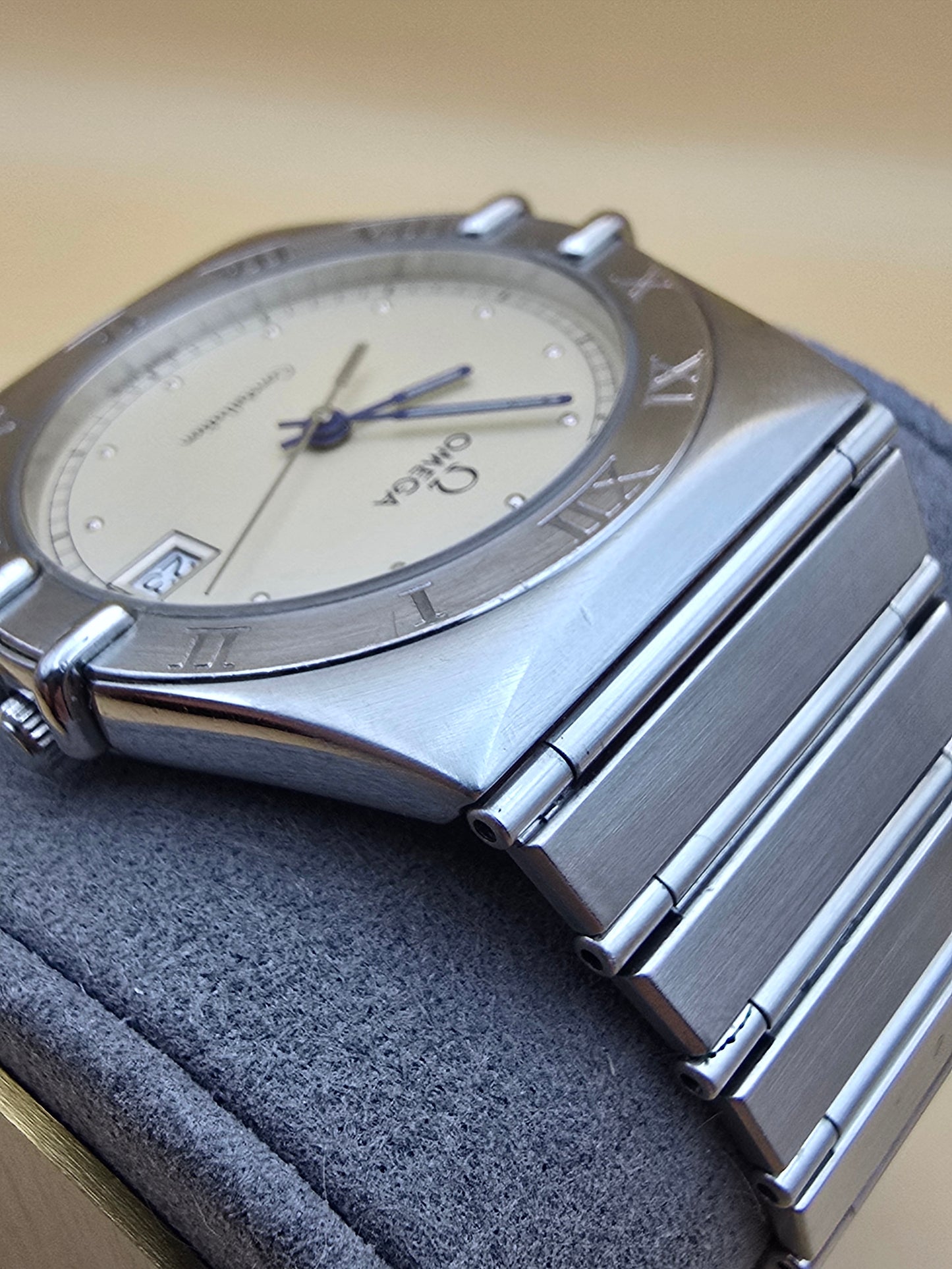 Omega Constellation Manhattan