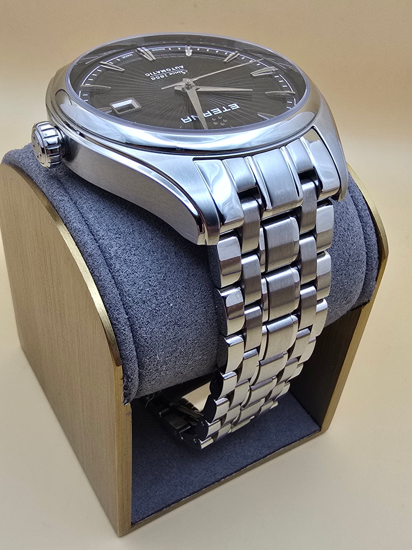 Eterna Avant-Garde Date Black full set
