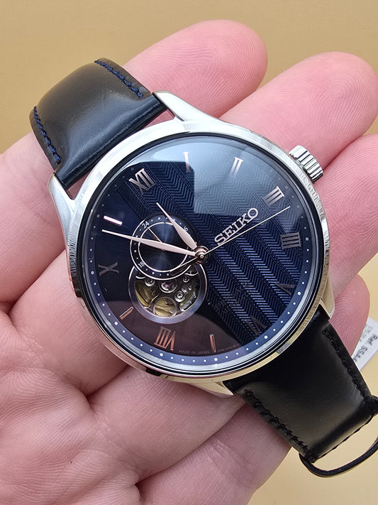 Seiko Presage Japanese Zen Garden "Sakura by Night"