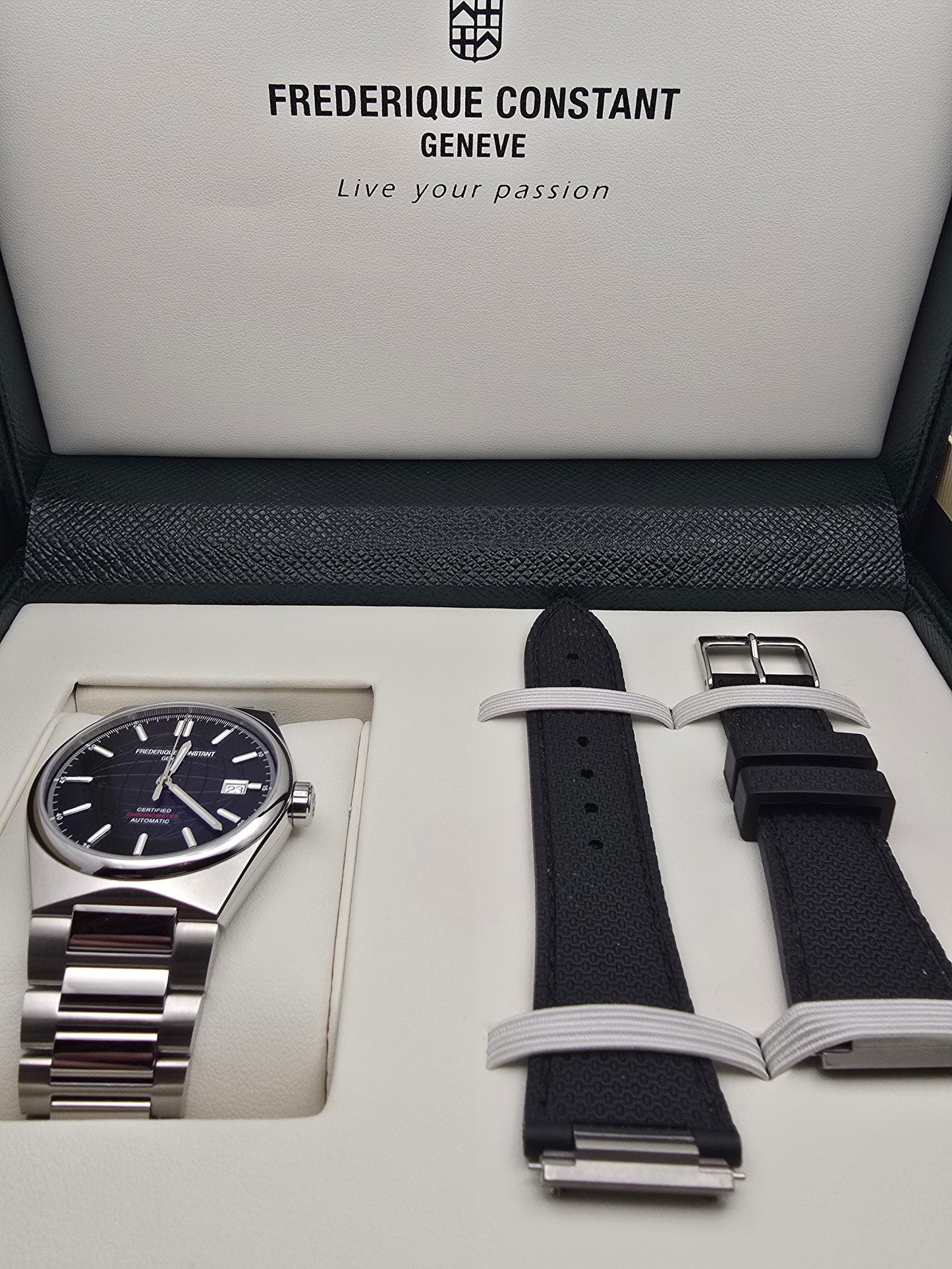 Frederique Constant HighLife Chronometer 39mm full set + extra curea rubber